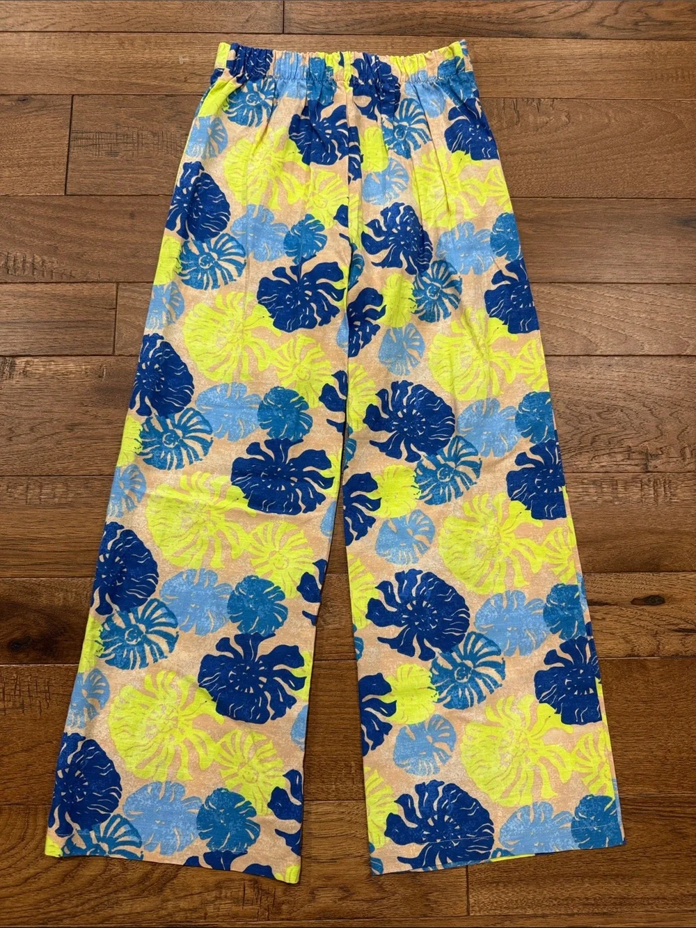 Tahari Girl 2 Piece Pants Tank Top Set Tropical Leaves- Size 10